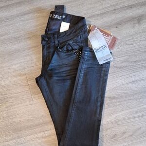 Women's Black Skinny Jeans
